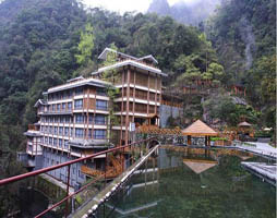 Longsheng Hot Spring Centre Hotel